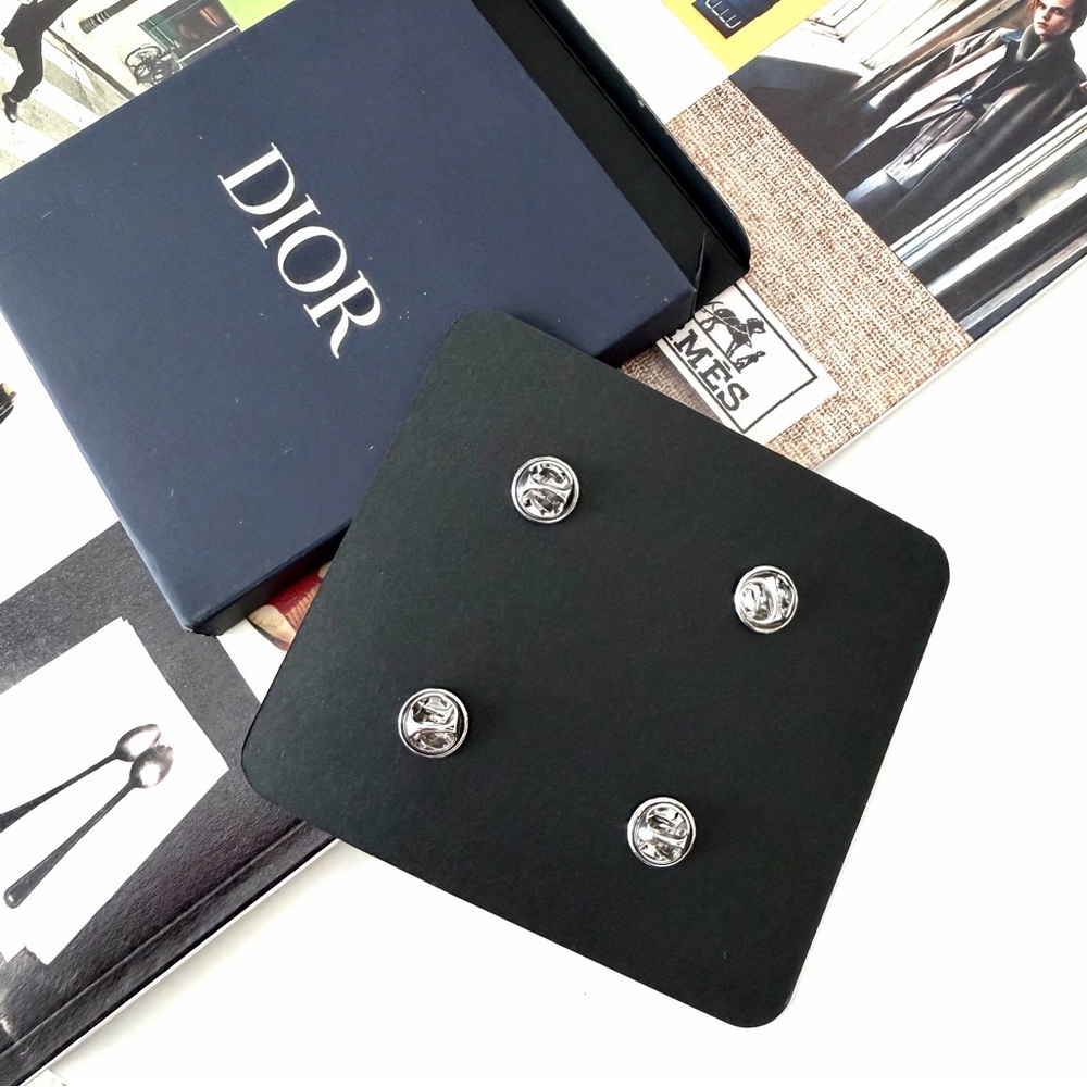 Dior pin set New in Box - Picture 3 of 3